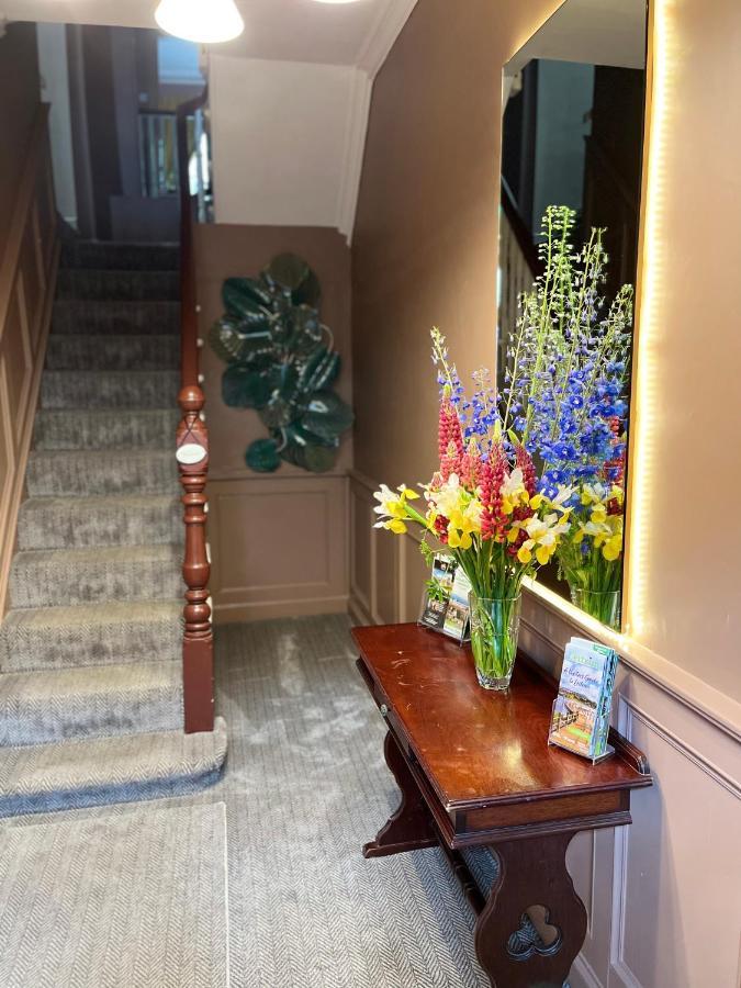 Topper'S Rooms Guest Accommodation Carrick on Shannon Екстериор снимка