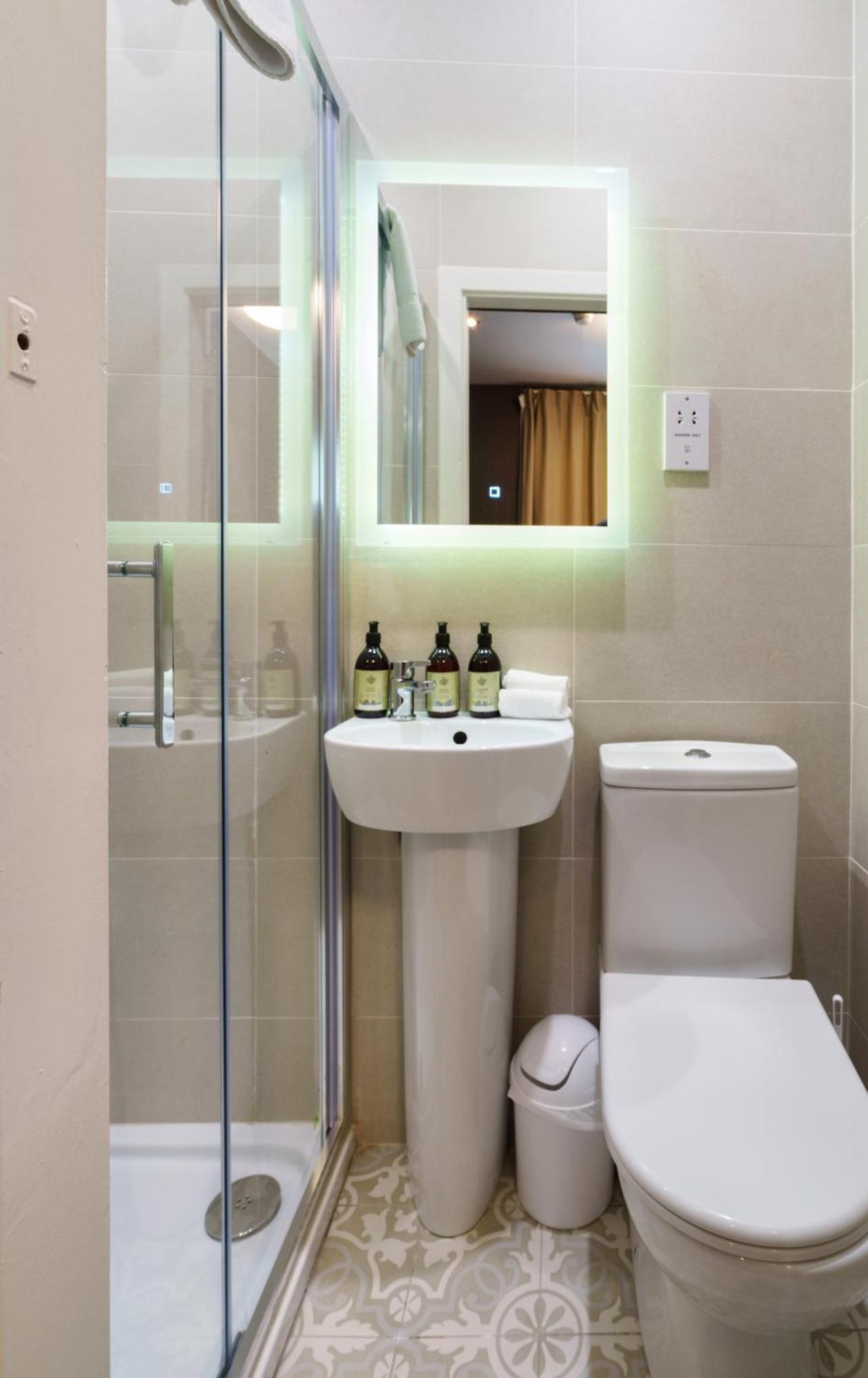 Topper'S Rooms Guest Accommodation Carrick on Shannon Екстериор снимка